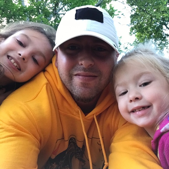 Meet your Posher, Jetti - Picture 1 of 1